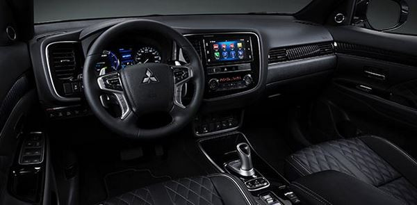 Le SUV Mitsubishi Outlander PHEV reçoit un groupe propulseur repensé