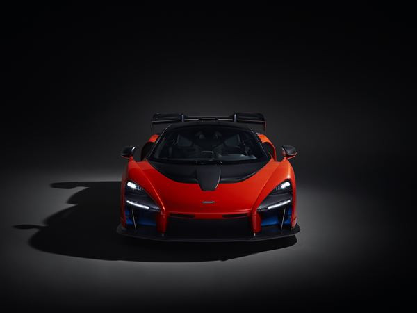 La supercar McLaren Senna débite 800 ch