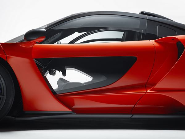 La supercar McLaren Senna débite 800 ch