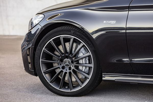 La Mercedes Classe C Coupé s’offre de nouveaux blocs optiques