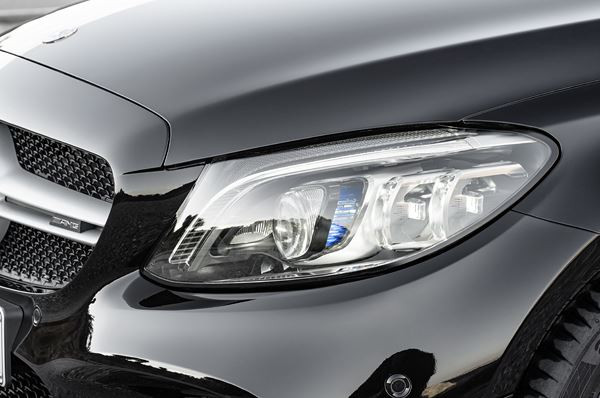 La Mercedes Classe C Coupé s’offre de nouveaux blocs optiques