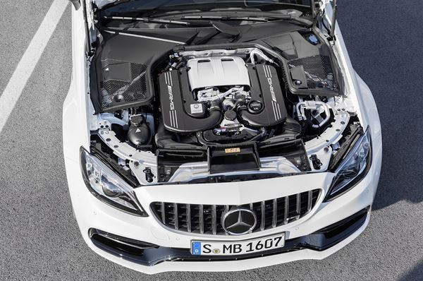 La Mercedes-AMG C 63 S embarque un moteur V8 biturbo de 510 ch