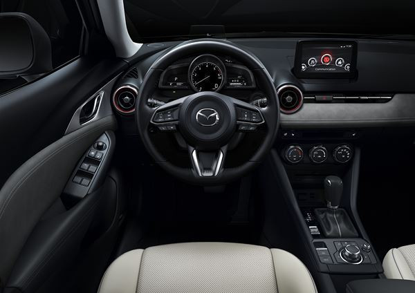 Le Mazda CX-3 2018 affiche une calandre entièrement redessinée
