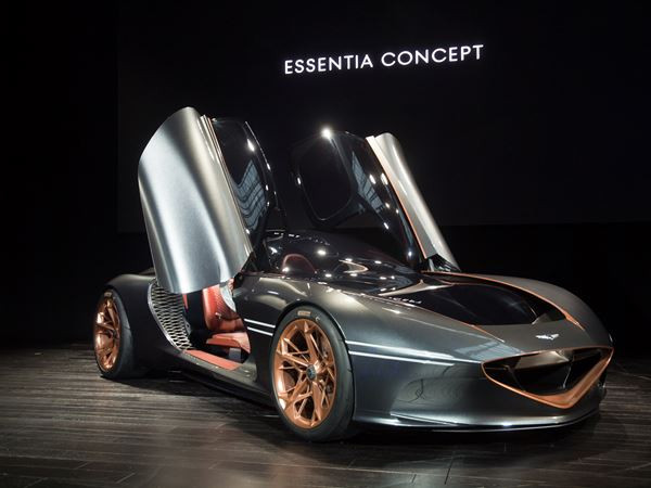 L'édition 2018 du salon de l’automobile de New York ouvre ses portes au public