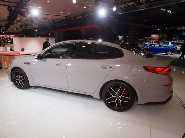 L'édition 2018 du salon de l’automobile de New York ouvre ses portes au public