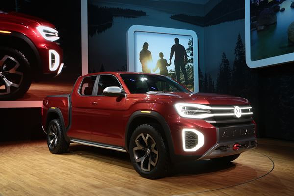 L'édition 2018 du salon de l’automobile de New York ouvre ses portes au public