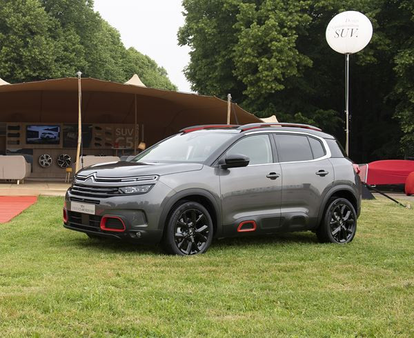 Le SUV Citroën C5 Aircross embarque trois sièges arrière coulissants