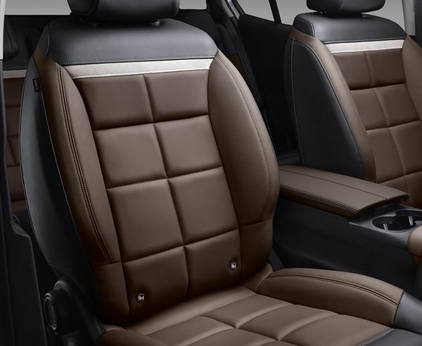 Le SUV Citroën C5 Aircross embarque trois sièges arrière coulissants