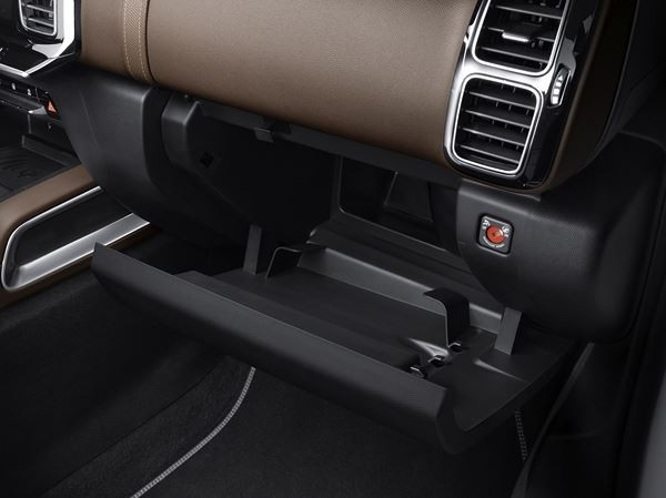 Le SUV Citroën C5 Aircross embarque trois sièges arrière coulissants