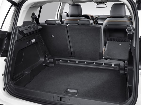 Le SUV Citroën C5 Aircross embarque trois sièges arrière coulissants
