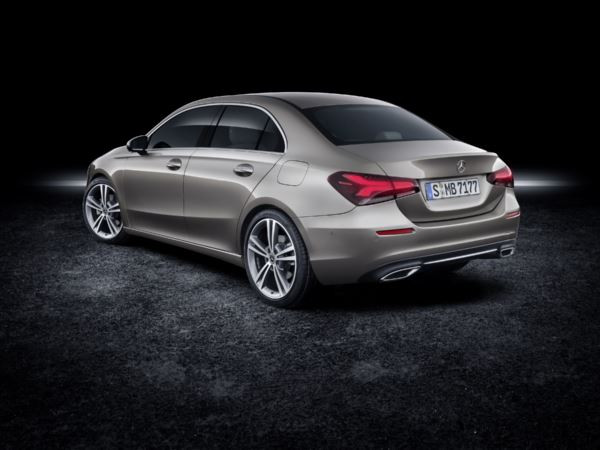 La Mercedes Classe A Berline se dote d'un coffre séparé