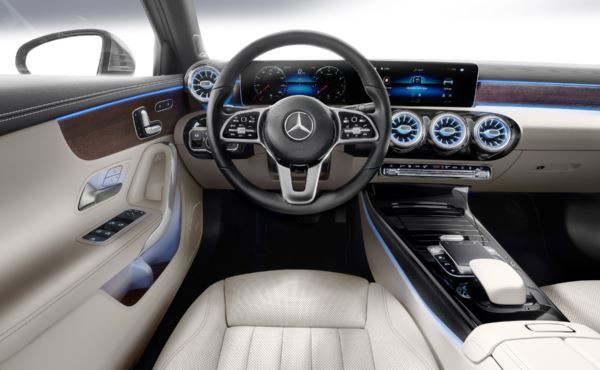 La Mercedes Classe A Berline se dote d'un coffre séparé