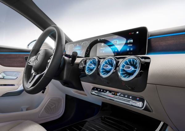 La Mercedes Classe A Berline se dote d'un coffre séparé