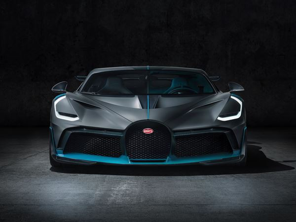 La supersportive Bugatti Divo est faite pour avaler les virages