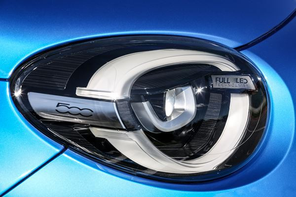 Le crossover urbain Fiat 500X fait peau neuve