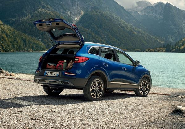 Le Renault Kadjar s'offre des faces avant et arrière modernisées