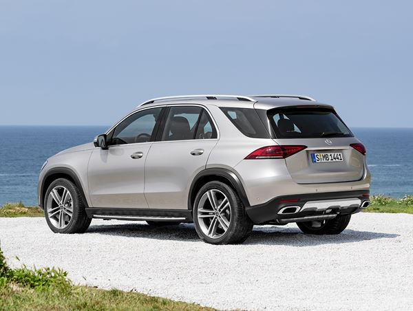 Le SUV haut de gamme Mercedes-Benz GLE restylé embarque des innovations