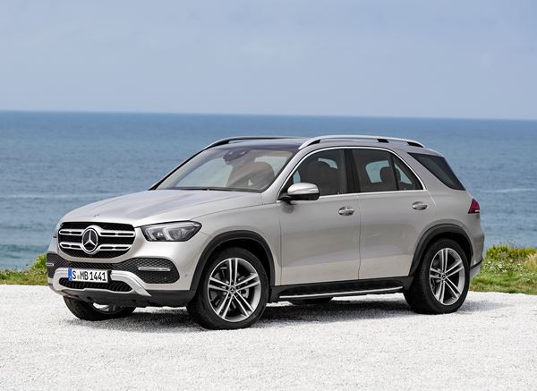 Le SUV haut de gamme Mercedes-Benz GLE restylé embarque des innovations
