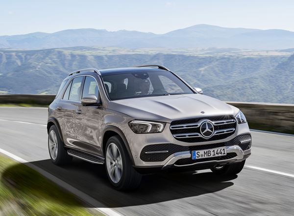 Le SUV haut de gamme Mercedes-Benz GLE restylé embarque des innovations