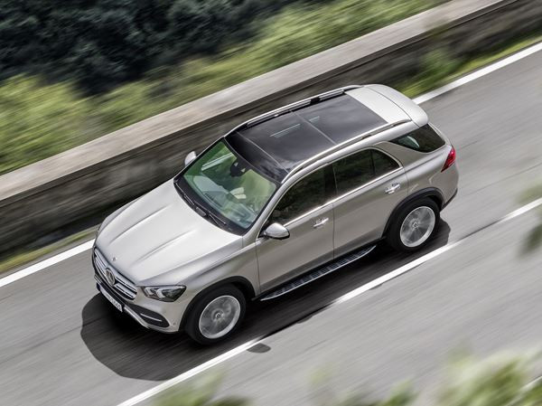 Le SUV haut de gamme Mercedes-Benz GLE restylé embarque des innovations