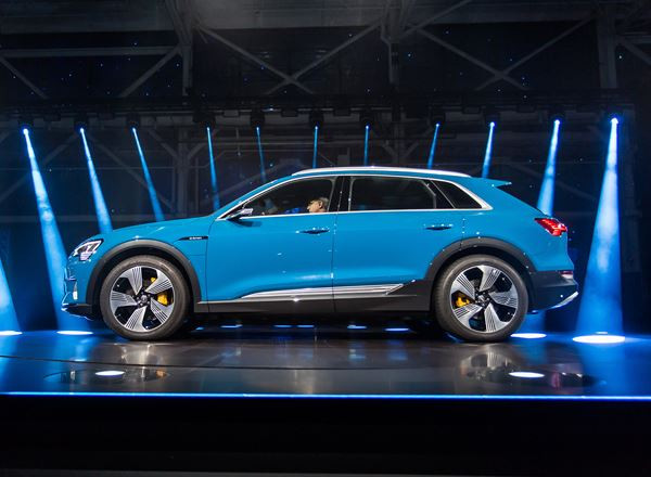Audi e-tron: un SUV électrique sportif et familial