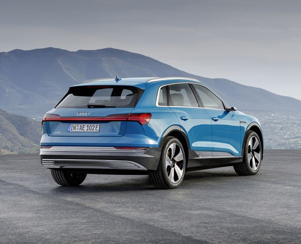 Audi e-tron: un SUV électrique sportif et familial