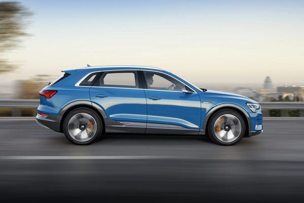 Audi e-tron: un SUV électrique sportif et familial