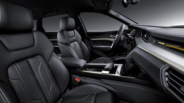 Audi e-tron: un SUV électrique sportif et familial