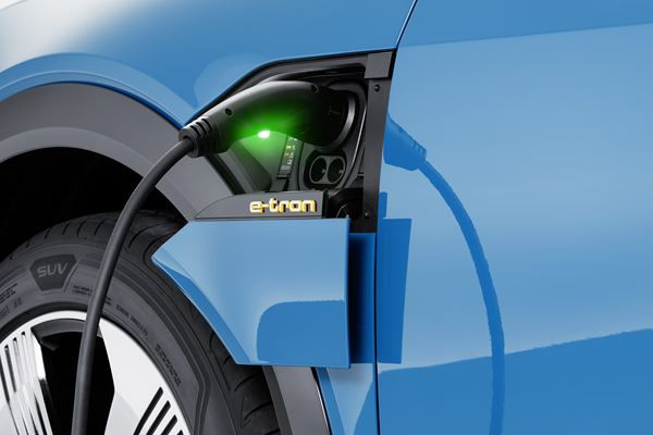Audi e-tron: un SUV électrique sportif et familial