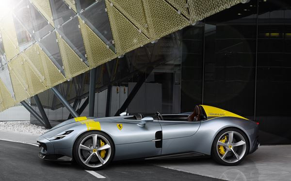 La Ferrari Monza SP1 s'inspire des sportives de course des années 1950