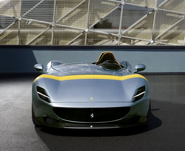 La Ferrari Monza SP1 s'inspire des sportives de course des années 1950