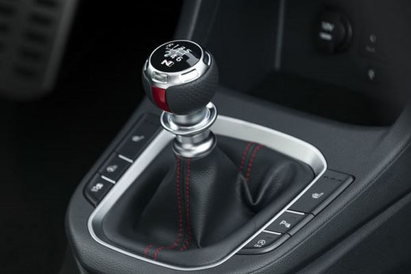 La Hyundai i30 Fastback N haute performance adore les virages serrés
