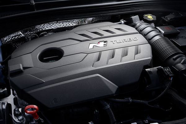 La Hyundai i30 Fastback N haute performance adore les virages serrés