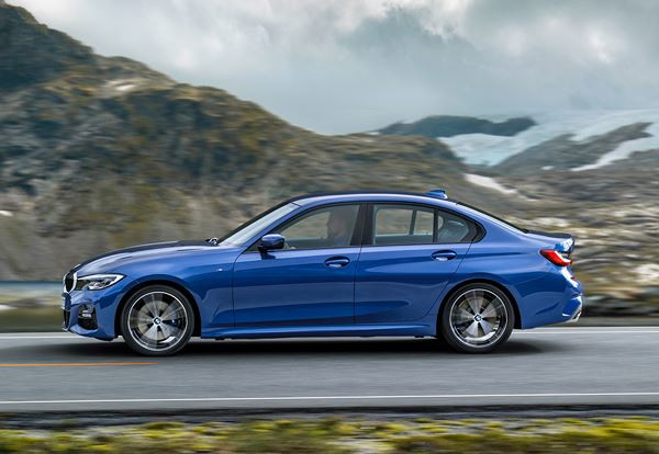 La septième génération de la BMW Série 3 Berline adopte une silhouette sportive