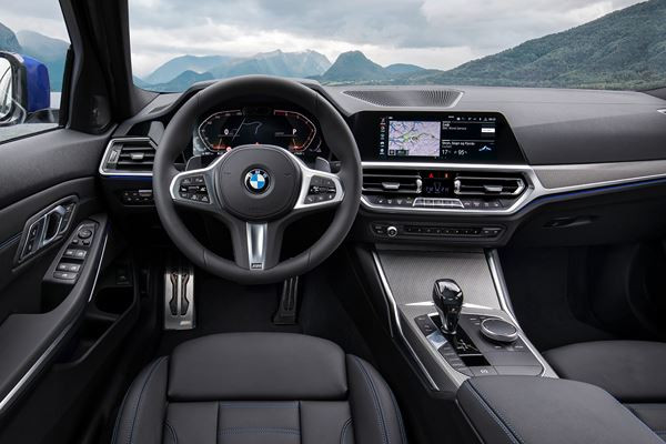 La septième génération de la BMW Série 3 Berline adopte une silhouette sportive