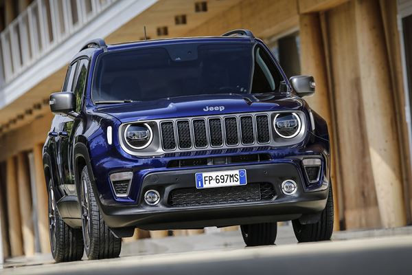 Le Jeep Renegade voit son design évoluer légèrement