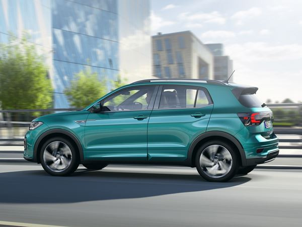 Le SUV urbain polyvalent Volkswagen T-Cross affiche un design charismatique