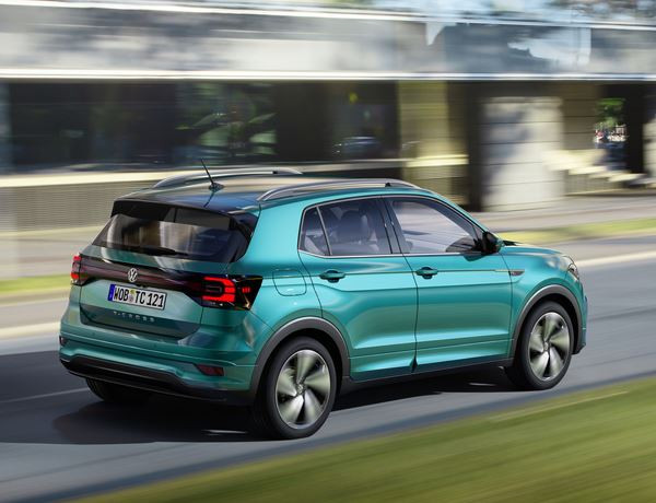 Le SUV urbain polyvalent Volkswagen T-Cross affiche un design charismatique
