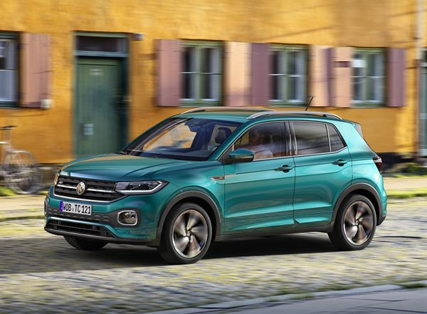 Le SUV urbain polyvalent Volkswagen T-Cross affiche un design charismatique