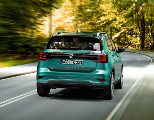 Le SUV urbain polyvalent Volkswagen T-Cross affiche un design charismatique
