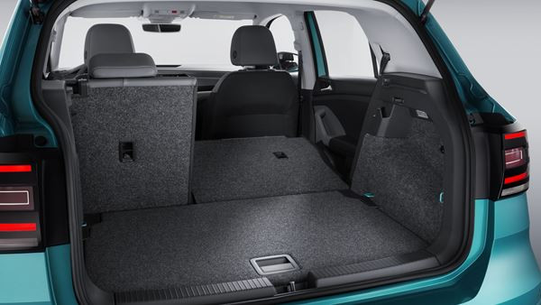 Le SUV urbain polyvalent Volkswagen T-Cross affiche un design charismatique