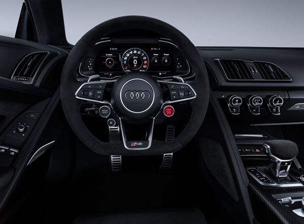 L'Audi R8 Spyder s'offre un design plus affûté et plus tendu
