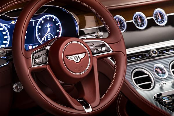 Bentley Continental GT Convertible: un cabriolet Grand Tourisme de luxe