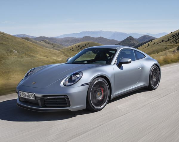 La Porsche 911 de huitième génération adopte une allure plus musclée