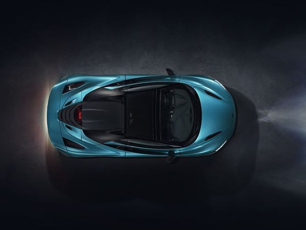 La supercar décapotable McLaren 720S Spider embarque un V8 biturbo de 720 ch