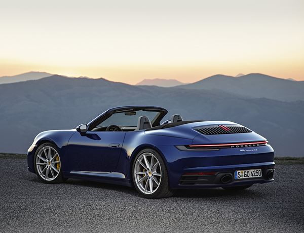 La déclinaison à ciel ouvert de la Porsche 911 entre en scène