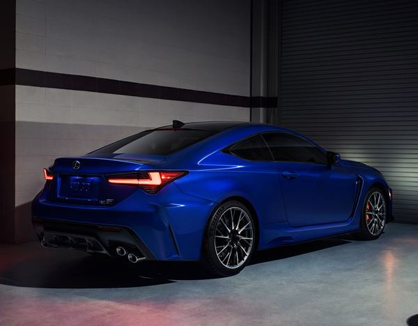 Le coupé Lexus RC F affiche des performances en hausse