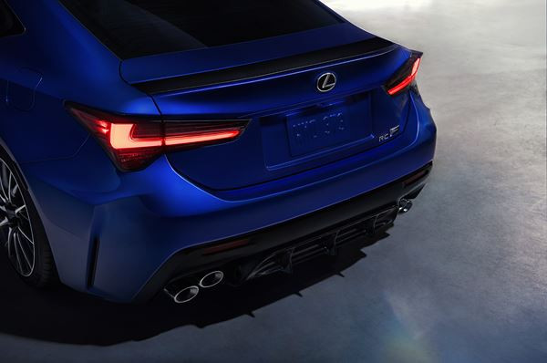 Le coupé Lexus RC F affiche des performances en hausse