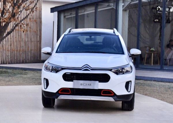 Le SUV Citroën C3-XR adopte des codes SUV identifiables