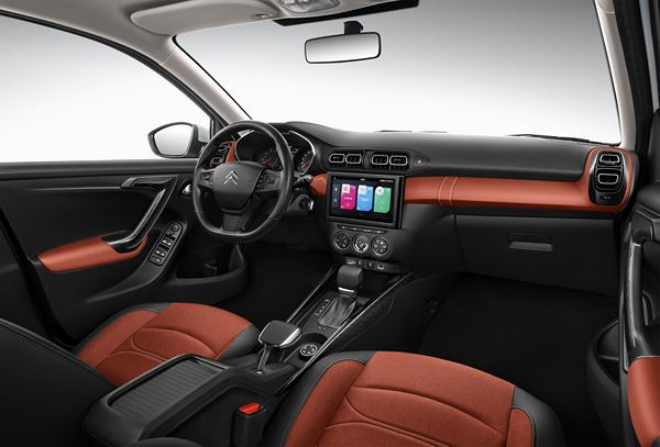Le SUV Citroën C3-XR adopte des codes SUV identifiables